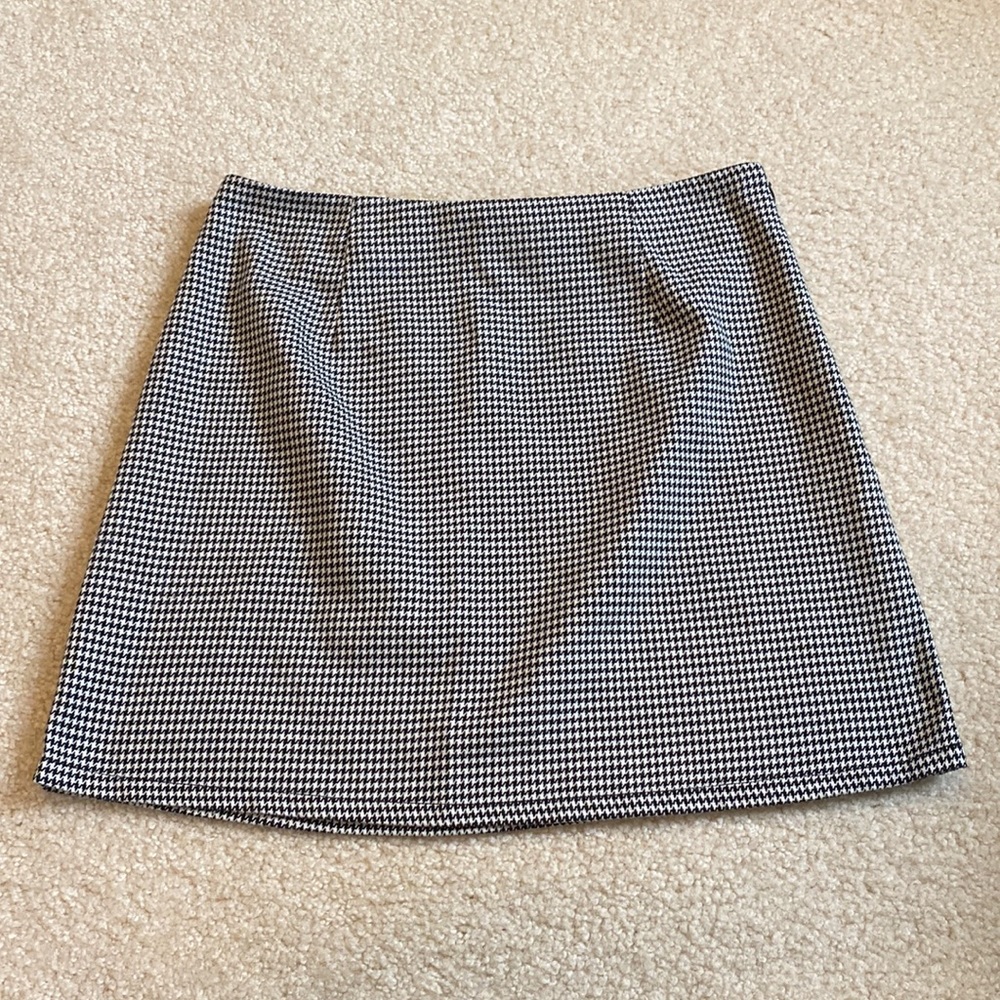 Forever 21 houndstooth skirt